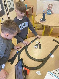 ŠD - práce s robotickým legem - obrázek číslo: 4