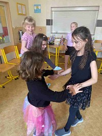 ŠD - čarodějnické odpoledne v lese a družině - obrázek číslo: 16