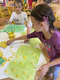 ŠD - jarní louka - koláž - obrázek číslo: 12