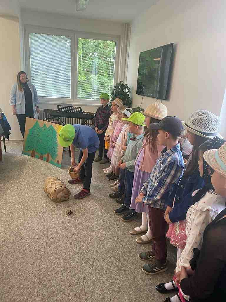 Vystoupení pro seniory - obrázek: s1.jpg