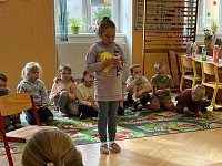 1. třída - pasování na čtenáře - obrázek číslo: 7