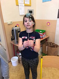 ŠD - Výroba šperků z PET láhví  2.část - obrázek číslo: 7