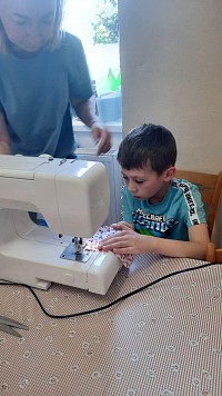 ŠD - Den matek - šití srdce - obrázek číslo: 14