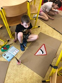 ŠD - Dopravní výchova - výroba značek - obrázek číslo: 11