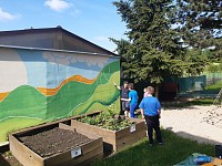 Zvelebujeme školní zahradu - obrázek číslo: 4