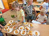 Příprava zdravé svačinky 2.-3.třída - obrázek číslo: 6