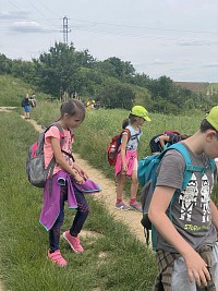 ŠD - výlet do Radostic na hřiště a zmrzlinu - obrázek číslo: 8