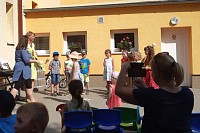 Pasování prvňáčků - obrázek číslo: 66