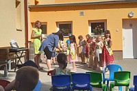 Pasování prvňáčků - obrázek číslo: 77